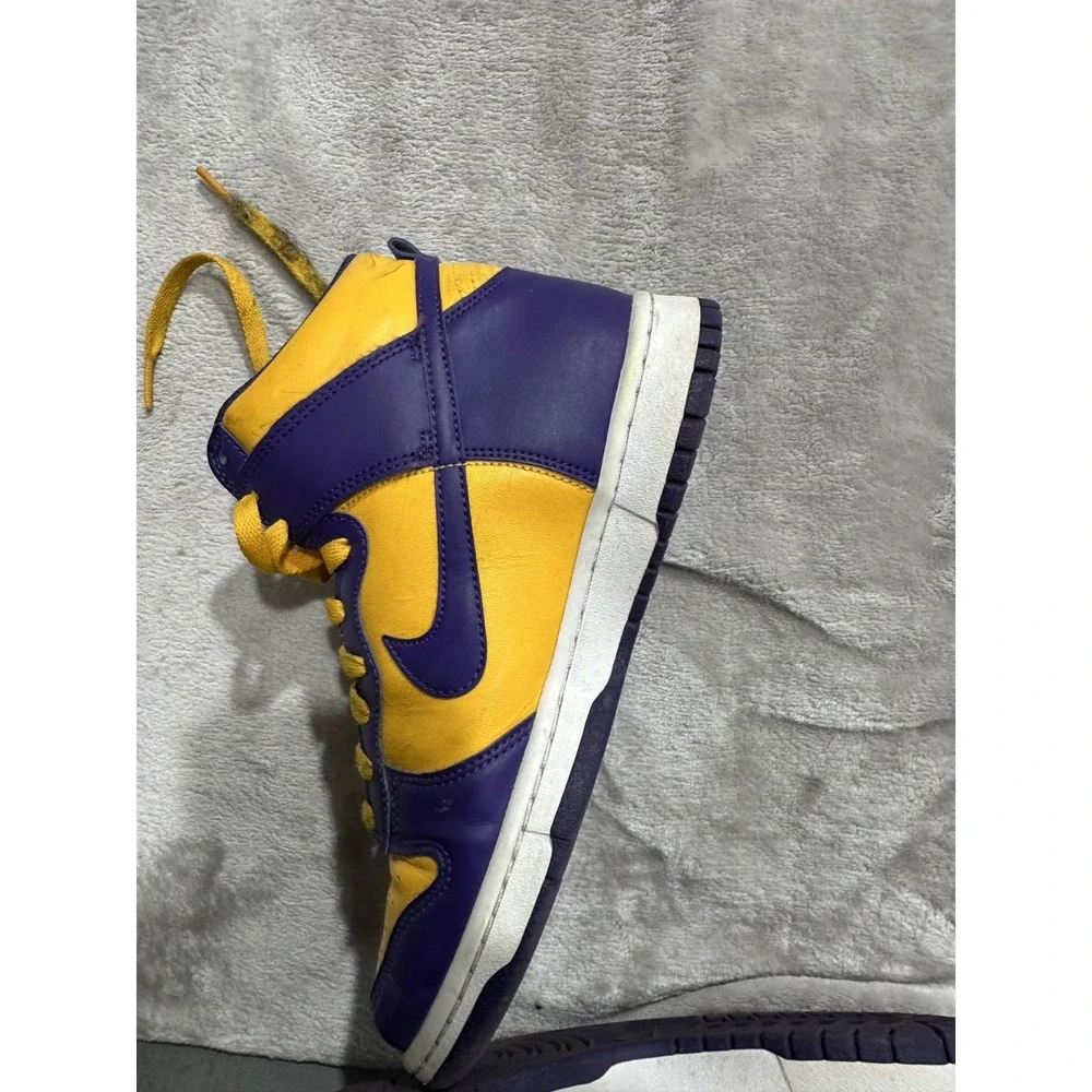 Nike‎ Dunk High GS Court Purple/Gold Size 6Y  Retro 